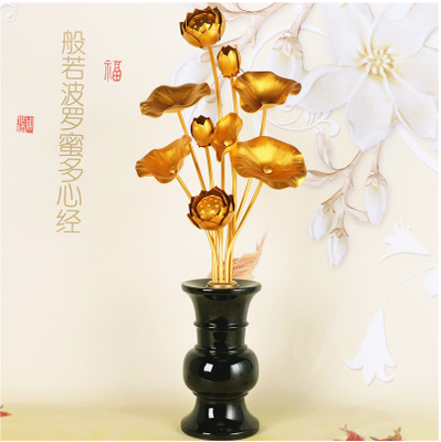 Một bông hoa vàng lớn nhất cao 80 cm