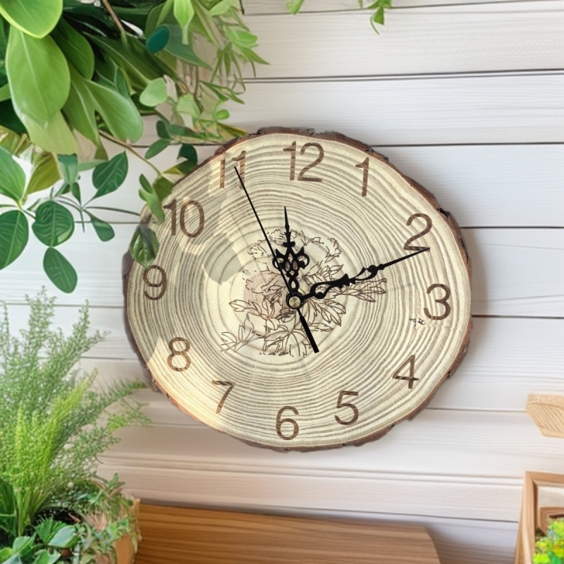 원래 나무 수제 제품 단단한 나무 창조적 인 벽시계 호텔 연간 시계는 그래픽을 새길 수 있습니다