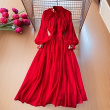 欧美小众轻熟风立领压褶灯笼长袖收腰连衣裙女气质法式大摆雪纺裙