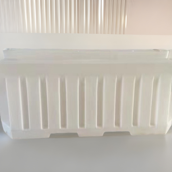 Rolling plastic guardrail three-hole water horse guardrail combination enclosure anti-collision bucket fence color steel municipal iron horse road construction