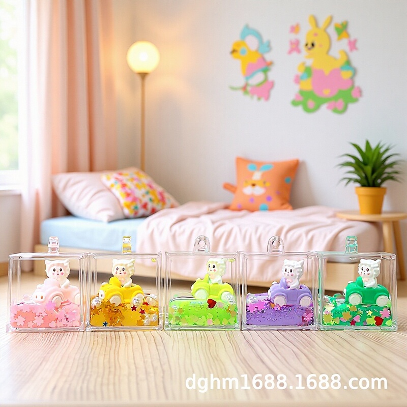 2023 Douyin's New Square Brick Square Flashing into Oil Douyin Anchor Supply Mixed Model Doll Quicksand Keychain Flow