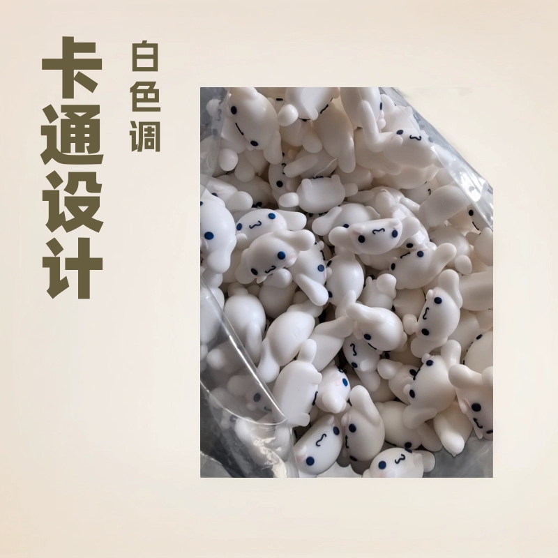 Оптовые автомобильные аксессуары: белая мультяшная кукла-орнамент в виде собаки с коричневым мехом, украшение для автомобиля