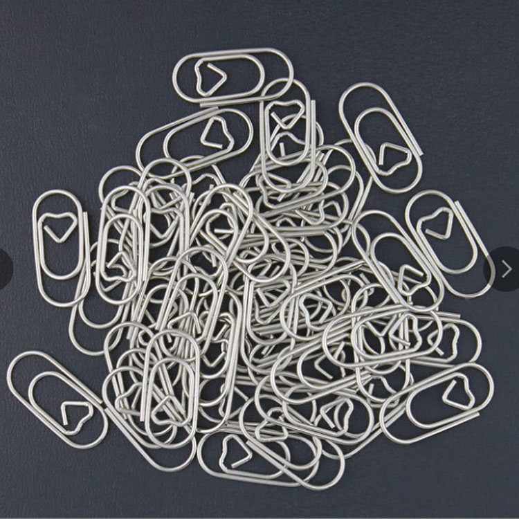 Mini Little Hearts—Silver (150 pieces/box)