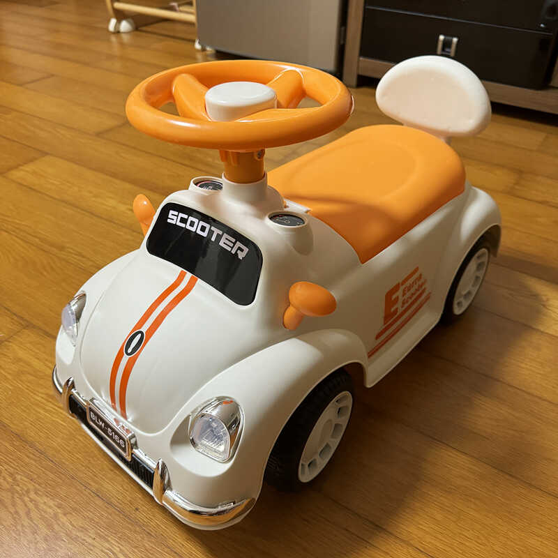 Haidilao Same Style Children's Twist Car for 1 to 3-Year-Old Toddlers, Four-Wheel Balance Car, Sliding Car, Toy Car