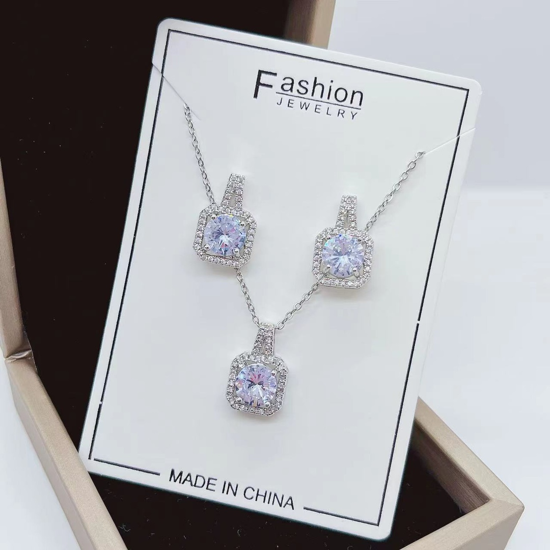 Wholesale Elegant Square Titanium Steel Inlay Zircon Earrings Necklace display picture 2