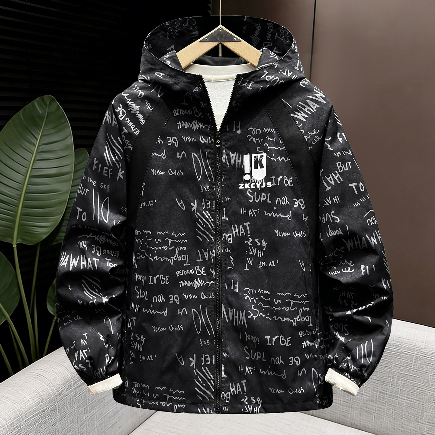 Trendige Herren-Kapuzenjacke, schwarz/grau, Polyester, lange Ärmel, kältebeständig, modisches Oberteil im europäischen Stil für den Herbst_voghion.com