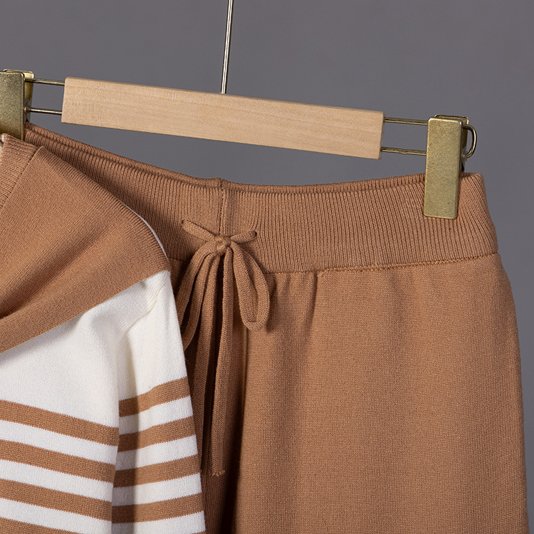 Completo due pezzi donna elegante in maglia autunno inverno_voghion.com