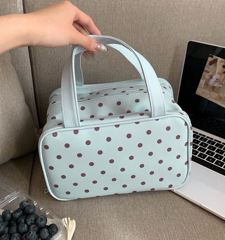 Portable Cosmetic Bag for Women, Mint Black, Three-Layer Partitioned, Large-Capacity Cosmetics Storage Bag, Travel Toiletry Bag Portable Cosmetic Bag for Women, Mint Black, Three-Layer Partitioned, Large-Capacity Cosmetics Storage Bag, Travel Toiletry Bag