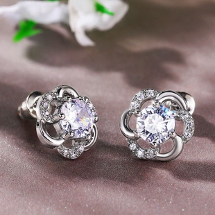 �x̹LAZADA�¿� �n��r���W荻�����Ů �����ʯ���h�S�����l
