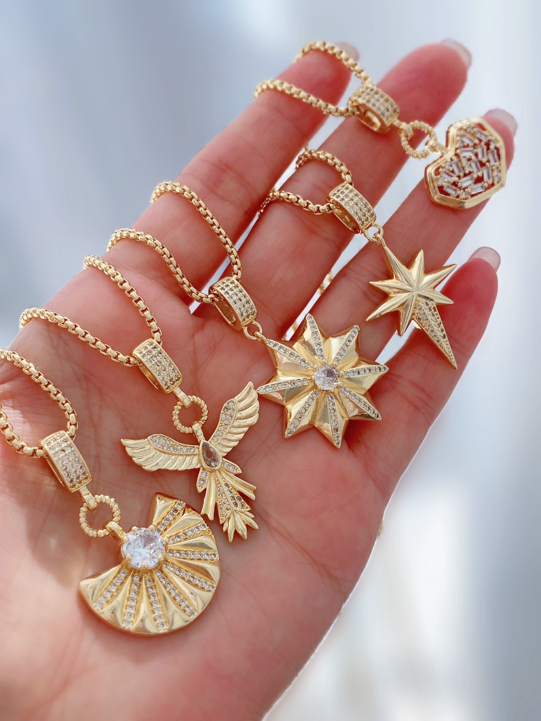 12g Weight Pendant, Chain Jewelry Making Type Copper Chain Material 1 Piece Quantity Holiday, Daily, Selfie Occasion Copper Material Geometric Pattern Unisex Gender Plating Design Casual, Elegant, Lady Style 1 Piece Copper Geometric Pendant Chain 1