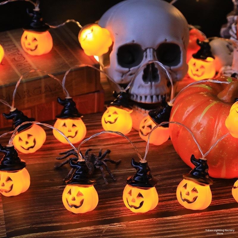 Luci a stringa LED di Halloween con fantasmi, zucche e teschi, decorazioni per feste in cortile, bestseller dell'e-commerce._voghion.com
