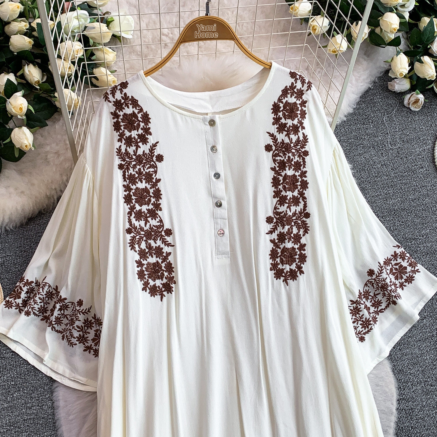 Women's Ethnic Style Retro Flared Sleeve Dress Summer Embroidered Single Breasted Round Neck Loose Long Dress_ecoleips.com