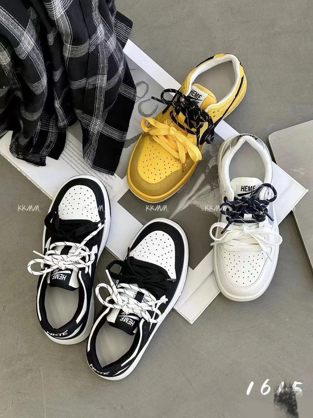 2025 Spring New Popular High-End Comfortable Thick-Soled White Sneakers For Women, Height-Increasing Platform Versatile_voghion.com