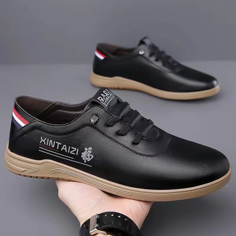 Chaussures en cuir pour hommes, collection printemps 2025, décontractées, à enfiler, semelle souple, confortables, blanches et noires, en microfibre et cuir PU. Directement de l'usine._voghion.com