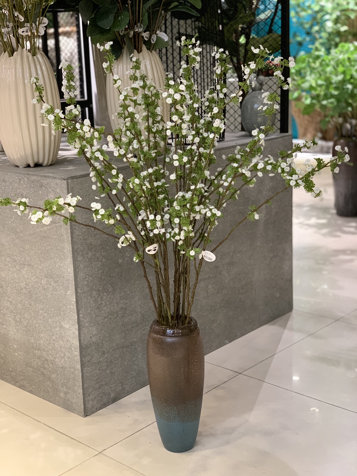 Simulated Snow Willow Spraying Snowflakes for Home Decoration Model Room Floral Ornaments