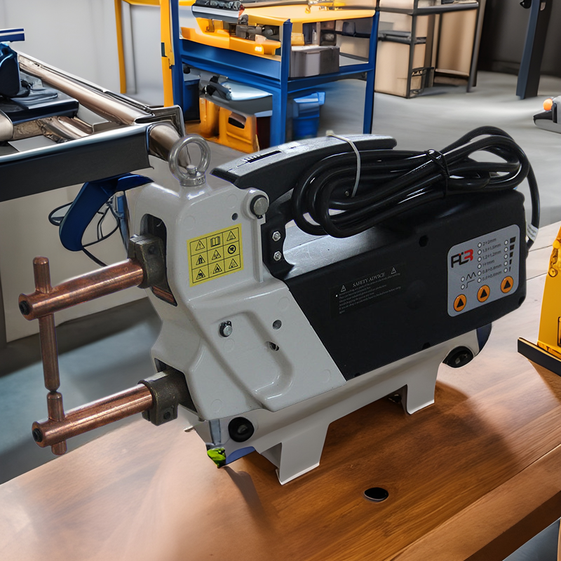 Soldadora Eléctrica Portátil 220V de Cobre para Equipo de Soldadura