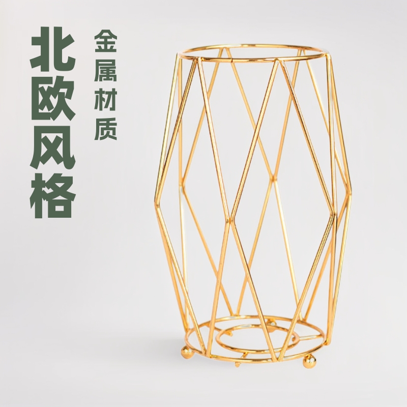 Fábrica de una mano nórdico simple hierro metal candelabro titular de la pluma almacenamiento soporte de hierro sala de estar estudio escritorio adornos de hierro