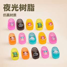 夜光树脂拖鞋过家家小饰品仿真家具饰品儿童乐园超市礼品机玩具