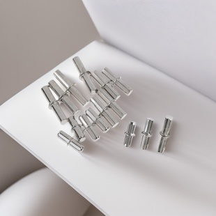 Factory Direct Sales of Hardware Shelf Supports, Center Axis with Spacer, Furniture Partition Center Axis Board Support for Wardrobes