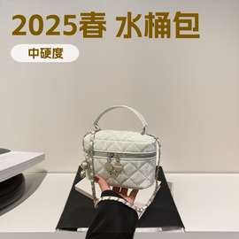手提单肩小方包包女菱格链条绣线2025箱型大容量春季款通勤时尚