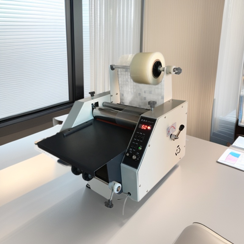 双面覆膜机、、加温相册封面过胶机机型自动覆膜贴合机机械节能