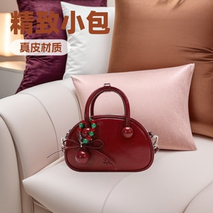 ���LChlo2nd ���ۼs����Ƥ���^������С����Ů�������μ�б���