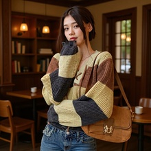 条纹撞色系带针织毛衣女秋冬新款设计感领短款显瘦长袖上衣均码