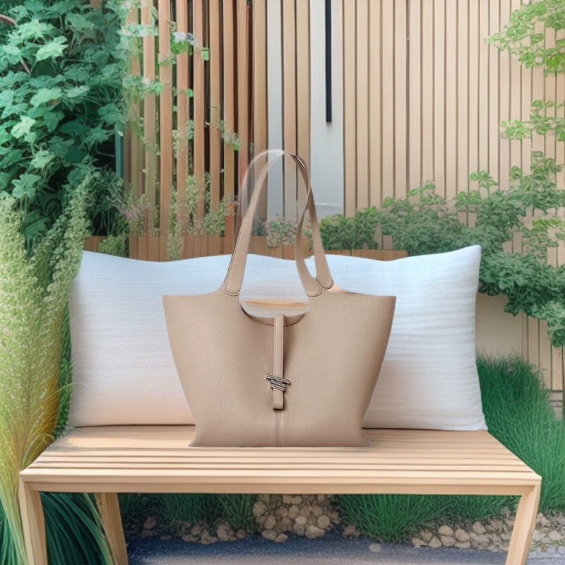 FIEDLESISSI/菲德茜茜风铃托特包女大容量通勤手提单肩真皮包包