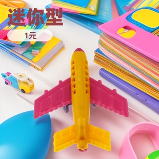 Mini plastic small passenger plane model 1 yuan twisted egg small toy small factory outlet