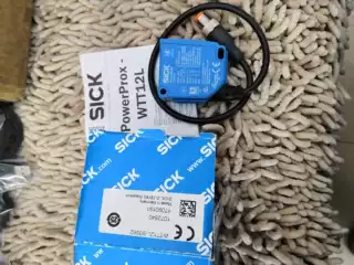 德国原装全新进口SICK光电开关感测器WTT12L-B3552 现货