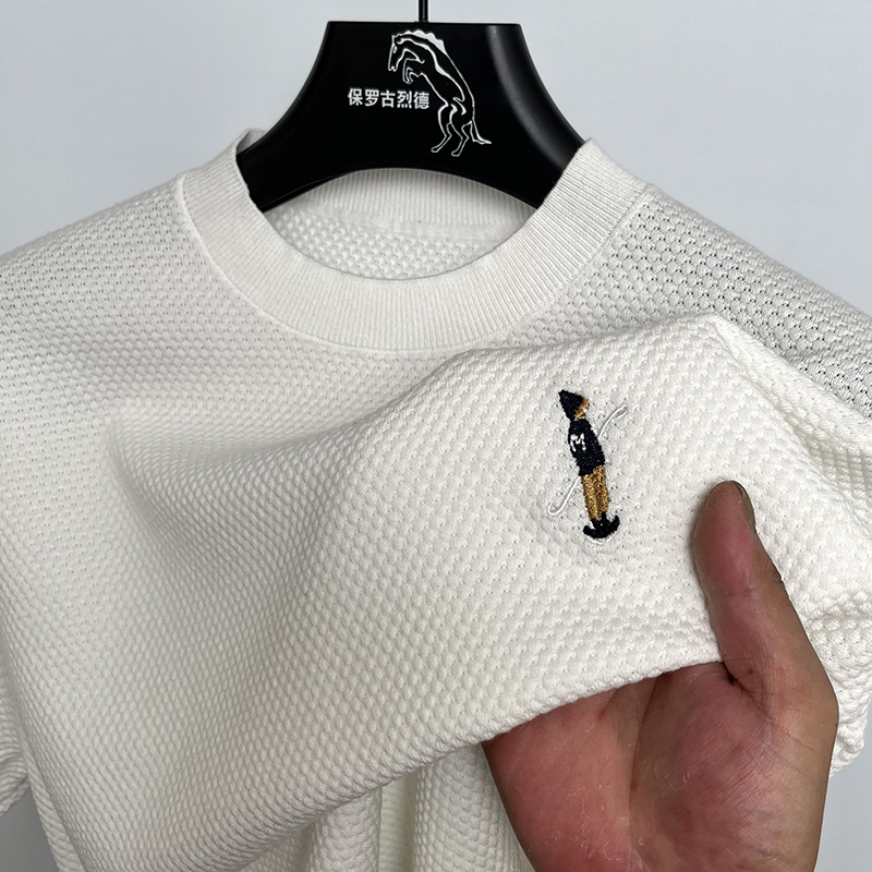 Summer Short-Sleeved T-Shirt for Men, Round Neck, Embroidered Pineapple Pattern, New Half-Sleeved T-Shirt, All-Cotton Top, Men's Trendy Clothing