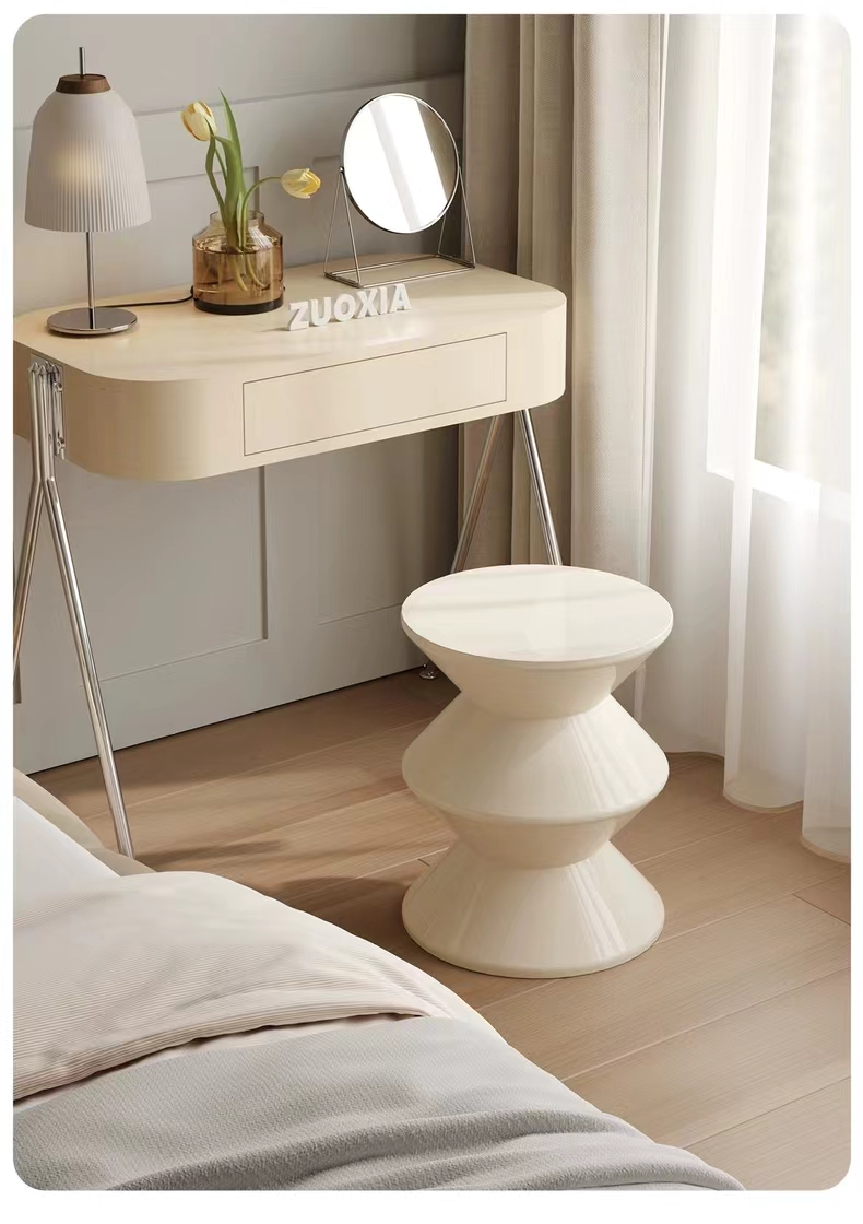 Living Room Sofa Side Table, Trendy Ins-Style Cream Color, Simple Modern Home Use, Small Round Table for Living Room, Creative Bedside Small Tea Table