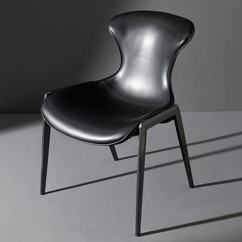 Italian Minimalist Modern Simple Saddle Leather Black Metal Tripod Simple Artistic High-End Island Dining Chair