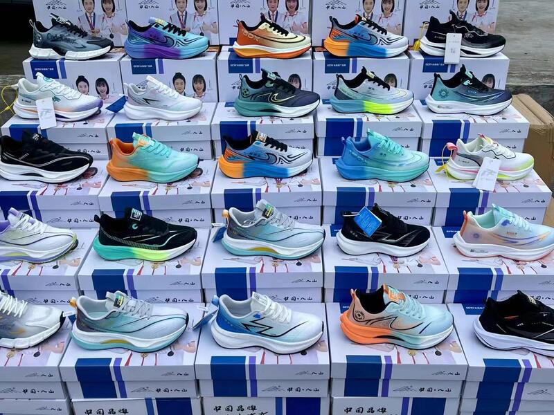 Chitu 8Pro Men's 2025 New Professional Anti-Slip Wear-Resistant Shock-Absorbing Breathable Racing Light Elastic Running Shoes for Big Boys