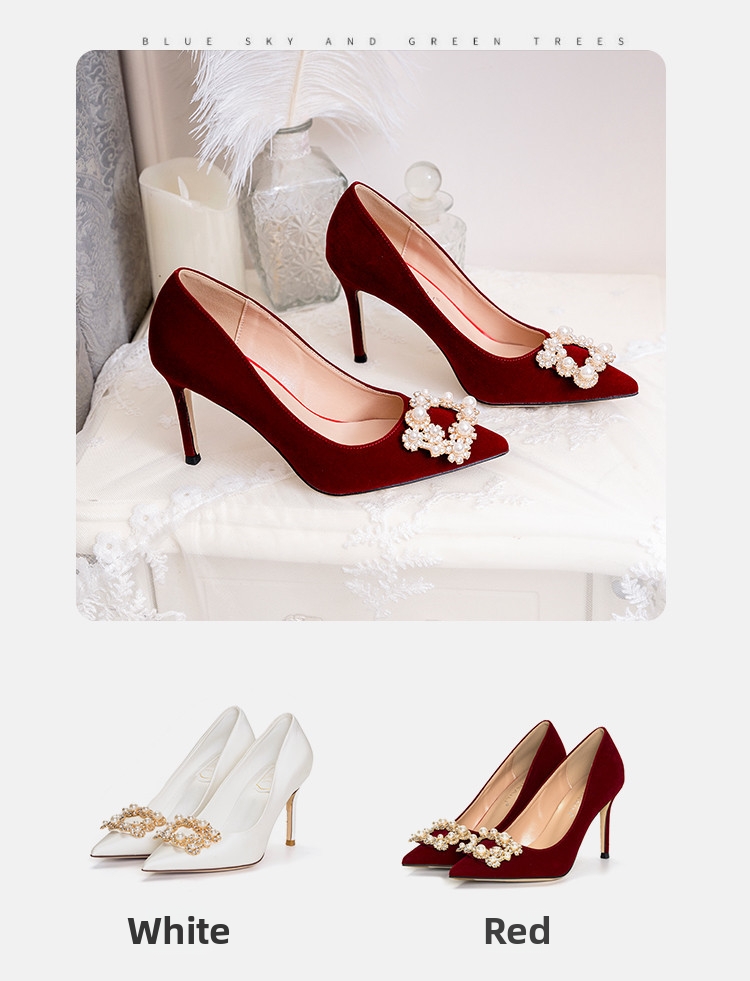 Witte high heels van satijn met strassgesp bruidsschoenen_voghion.com