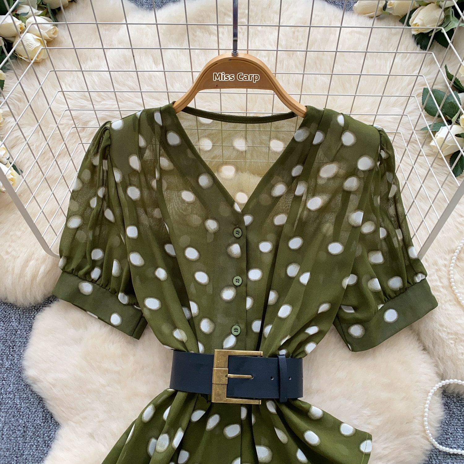 Women's French Style Green Polka Dot V Neck Shirt Korean Summer Short Sleeved Fitted Waist Tie Top Slimming Stylish_ecoleips.com