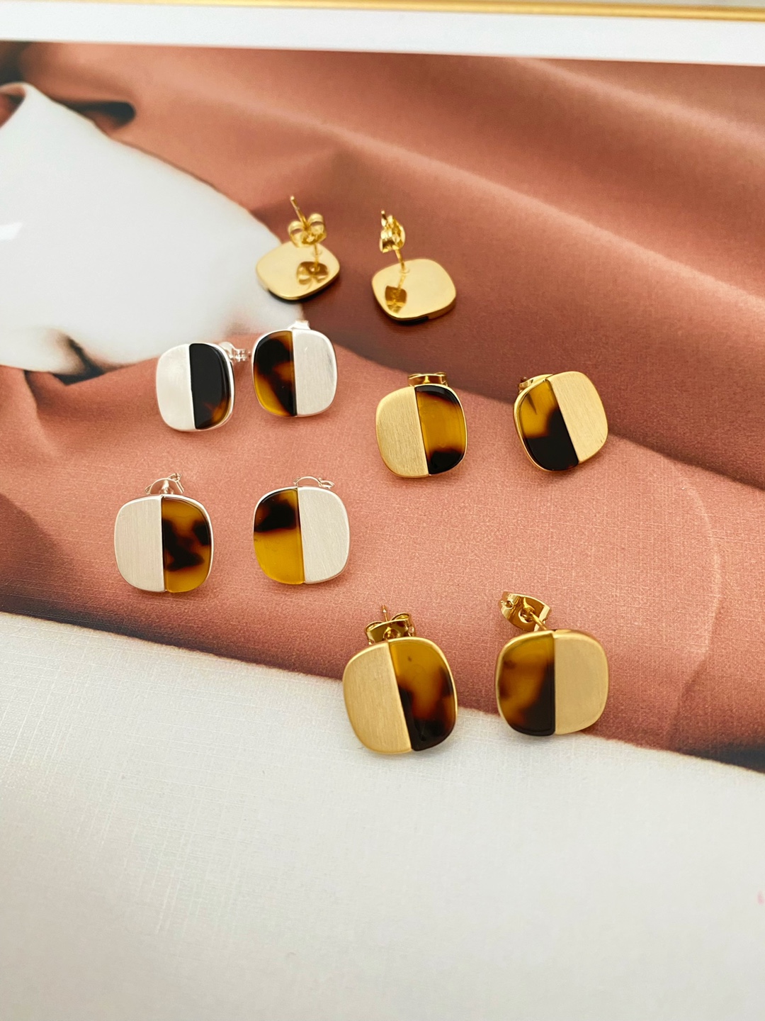 6g Weight Copper Ear Needle Material 1 Pair Lady Leopard Plating Copper Ear Studs