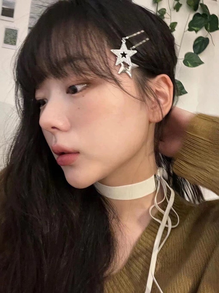 South Korea niche design y2g style blingbling Diamond five-pointed star pendant word clip Star side clip hairpin