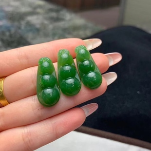 Hetian jade jasper green bean pendant fudou ruyi career has into pendant men's and women's direct broadcast room supply manufacturers