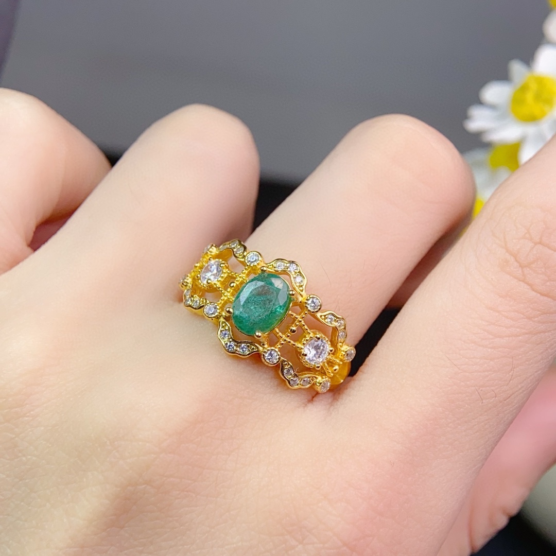 Retro fashionable sophisticated organic one size ring
