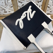 ���ڹ��Sһ��karl��Ʒ�μ�Ů���¿�r���Ϸ�Ů��