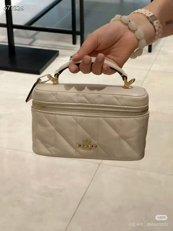 Coco C's new vintage women's bag, small Chanel-style makeup bag, classic box bag, quilted genuine leather handbag, mini