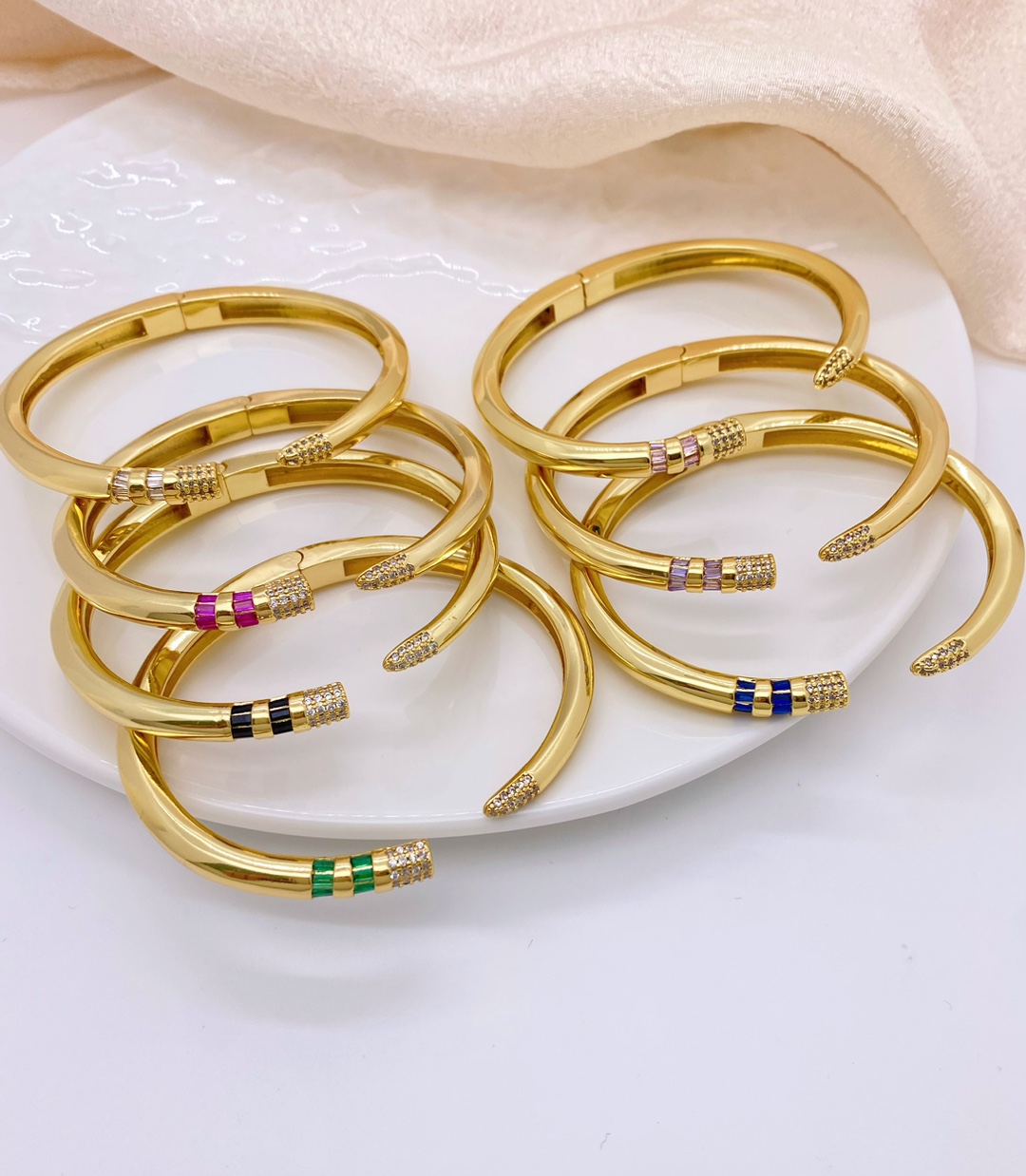 24g Weight 18K Gold Plated Plating Material Zircon Inlay Material Bangle Classification Copper Chain Material 1 Piece Quantity Casual, Daily Occasion Copper Material Multicolor Pattern All Seasons Season Women's Gender Plating, Inlay Design IG Style Style Wholesale Jewelry IG Style Multicolor Copper Zircon 18K Gold Plated Plating Inlay Bangle 4