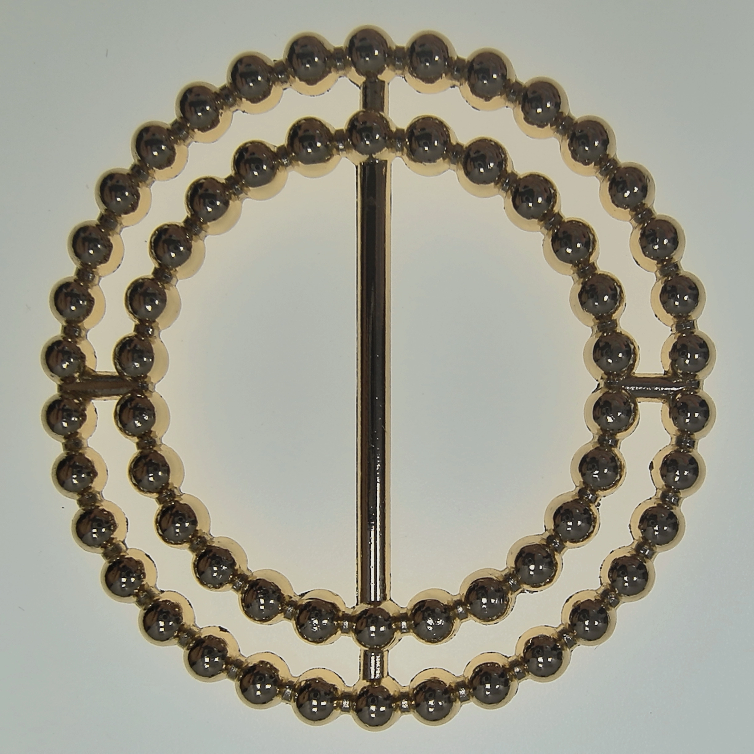 Самостоятельно управляемая фабрика предлагает различные декоративные пряжки в японском стиле с круглыми бусинами, пряжки для ремней и декоративные пряжки для купальников.