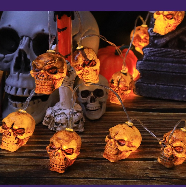 Luci a stringa LED di Halloween con fantasmi, zucche e teschi, decorazioni per feste in cortile, bestseller dell'e-commerce._voghion.com