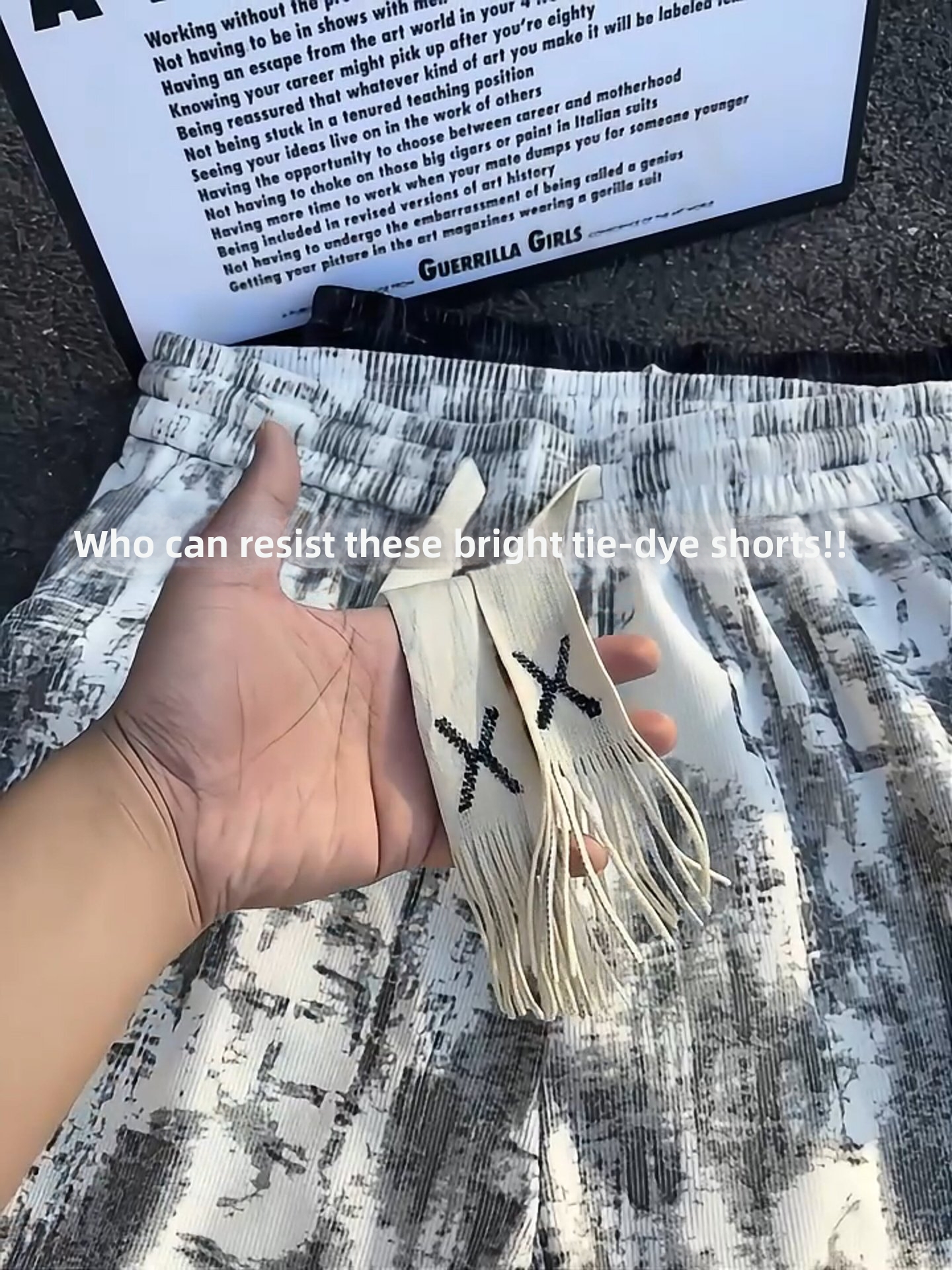 Unisex Summer Tie-Dye Shorts, Wabi-Sabi Style Loose Fit 5-Inch Casual High Street Fashion Shorts For Men And Women_viptrois.com