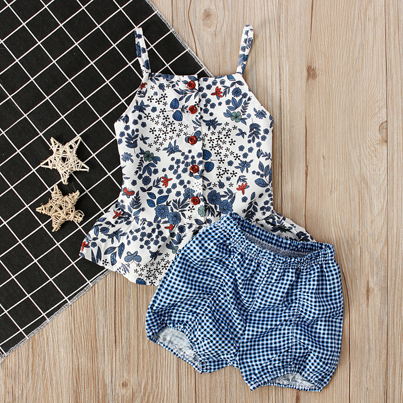 Sommerliches zweiteiliges Set für Mädchen: Schulterfreies Oberteil mit Blumenmuster, Shorts_voghion.com