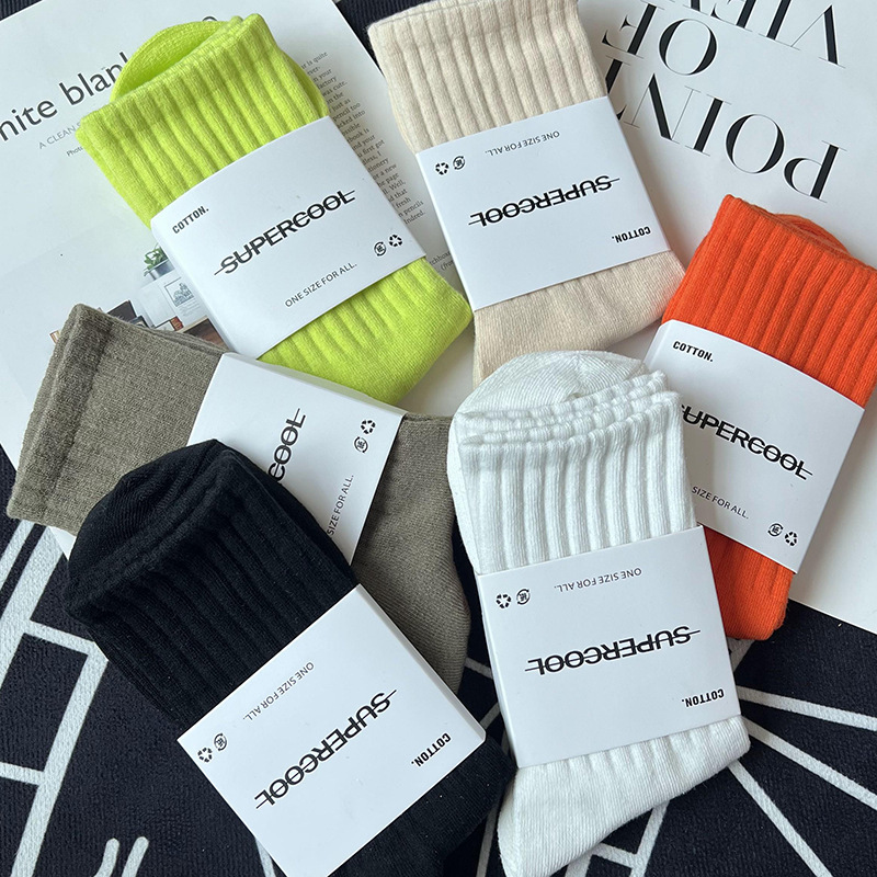 Unisex Mid Calf Socks White Cotton Trendy Solid Color Sporty Street Basketball Autumn Winter Black Long Socks_voghion.com