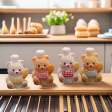 仿真厨师小熊车载小摆件办公室桌面树脂diy潮玩立体小熊挂件礼品