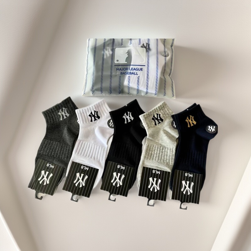 New Korean version of NY letters sports socks MLB combed cotton mesh sweat-absorbent solid color men's boat socks wholesale New Korean version of NY letters sports socks MLB combed cotton mesh sweat-absorbent solid color men's boat socks wholesale